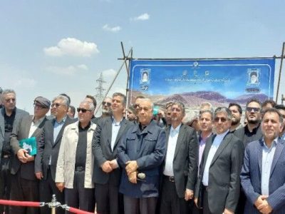تاکید رئیس‌جمهور بر احداث و تکمیل ۱۱ هزار کیلومتر آزادراه،
بزرگراه و خط ریلی در کشور/۷۶۰ کیلومتر آزادراه در کشور در حال ساخت
است