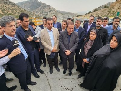تلاش وزارت راه برای چهار خطه کردن مسیرهای اربعین/ ۹ کیلومتر
در محور ایلام به حمیل چهارخطه می‌شود