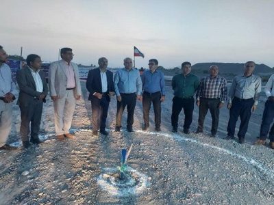 آغاز عملیات اجرایی پل ناصرآباد بخش جغین شهرستان رودان همزمان
با هفته دولت