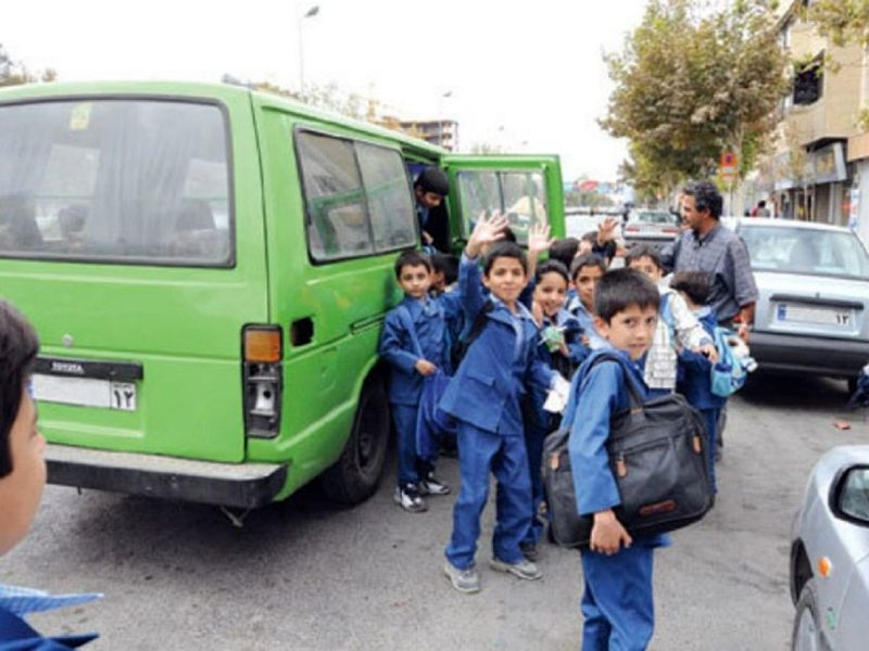 استقبال از مهر با شناورسازی ساعات کاری ادارات و حمل‌ونقل رایگان برای دانش‌آموزان
