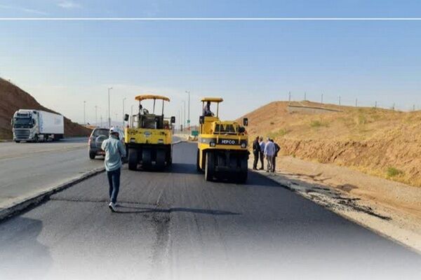 اصلاح و بهسازی محورهای مواصلاتی منطقه آزاد ماکو در دستور کار
راهداری آذربایجان‌غربی