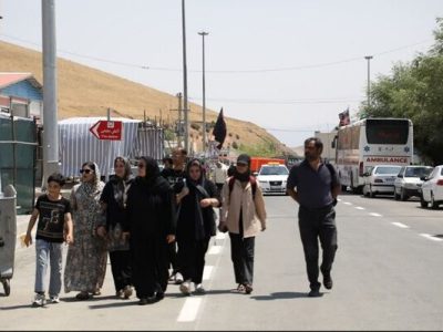 اعزام بیش از ۱۴۰۰ زائر از چهارمحال و بختیاری به مرزهای مهران
و شلمچه