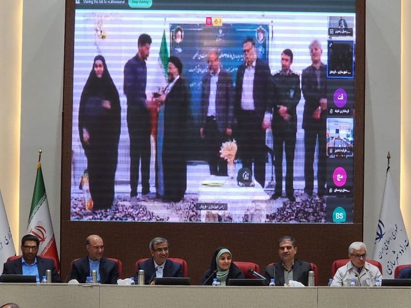 افتتاح متمرکز ۳ هزار و ۳۱۱ واحد مسکونی و واگذاری زمین به
۲۷۶۱ خانوار طرح جوانی جمعیت خراسان رضوی