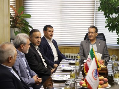 بازدید مدیرعامل سازمان بنادر و دریانوردی از انجمن کشتیرانی و
خدمات وابسته ایران