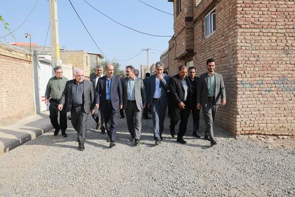بازدید مدیرعامل شرکت بازآفرینی شهری ایران از پروژه‌های
بازآفرینی اهر و هریس
