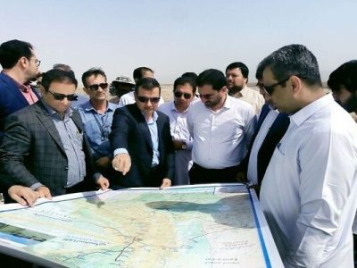 بازدید معاون برنامه‌ریزی و مدیریت منابع وزیر راه از عملیات
ساخت بزرگراه خاش-سراوان