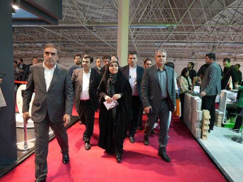 بازدید وزیر راه و شهرسازی از بیست و پنجمین نمایشگاه
بین‌المللی صنعت ساختمان