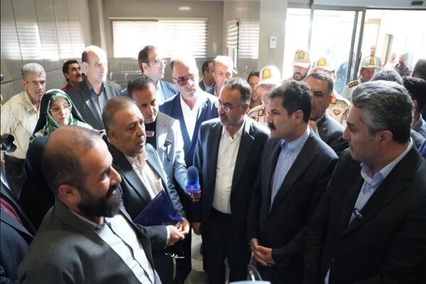 ببینید| بازدید معاون رئیس‌جمهور در امور توسعه روستایی و
مناطق محروم کشور از پایانه مرزی سرو