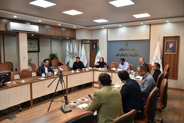 ببینید | جلسه بررسی مکان یابی نواحی صنفی استان سمنان