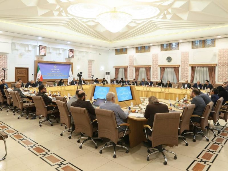 ببینید| شانزدهمین نشست شورای معاونین وزارت راه و
شهرسازی