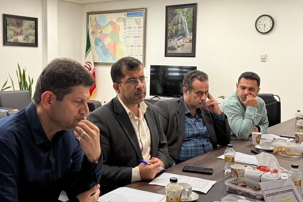 ببینید | نشست سه جانبه به منظور بررسی راهکارهای تسریع در
تأمین زمین و ساخت فضاهای انتظامی در گلستان