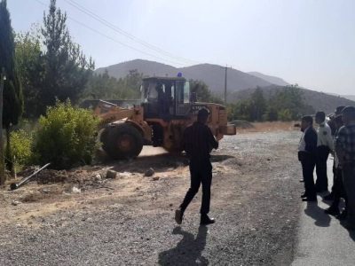 برخورد با ۳۰۱ مورد ساخت‌وساز و دسترسی غیرمجاز در جاده‌های
استان فارس