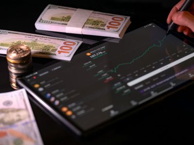 بیت‌کوین به یک میلیون دلاری؛ آیا اقتصاد آمریکا سقوط می‌کند؟