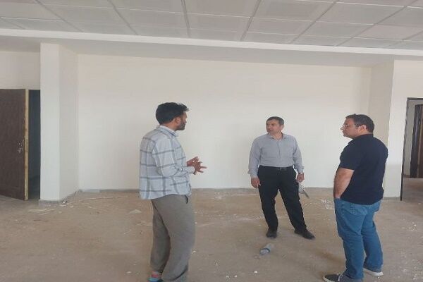 تداوم بازدید مدیرکل راه و شهرسازی سیستان و بلوچستان از پروژه
آماده افتتاح ساختمان فرمانداری هامون