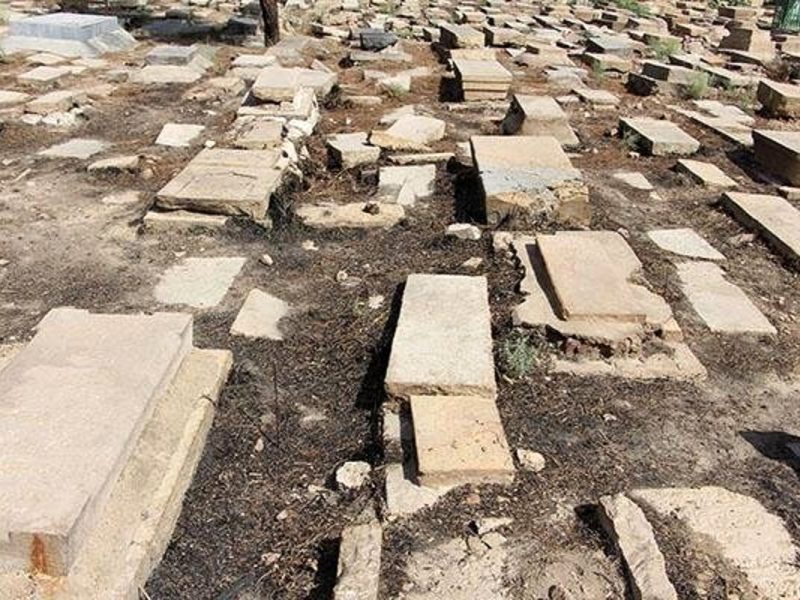 تعرض به حریم آرامستان «دارالسلام» شیراز