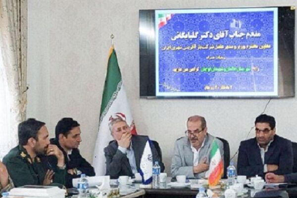 دستاوردهای سفر معاون وزیر راه به قوچان؛ از تخصیص ۵۰۰ تن قیر
رایگان تا تحویل نمادین یک واحد مسکن مهر