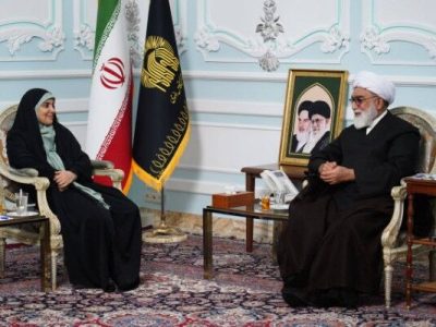 دیدار وزیر راه و شهرسازی با تولیت آستان قدس رضوی