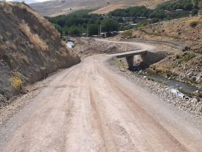 زیرسازی ۵۰ کیلومتر از راه‌های روستایی لرستان