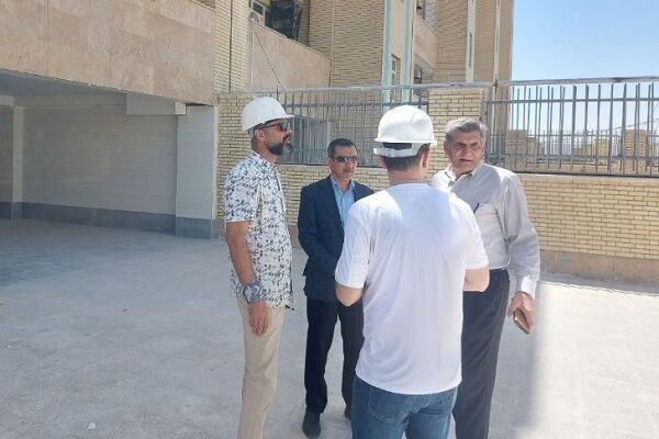 مدیرکل راه و شهرسازی سیستان و بلوچستان از پروژه‌های نهضت ملی
مسکن در زاهدان بازدید کرد