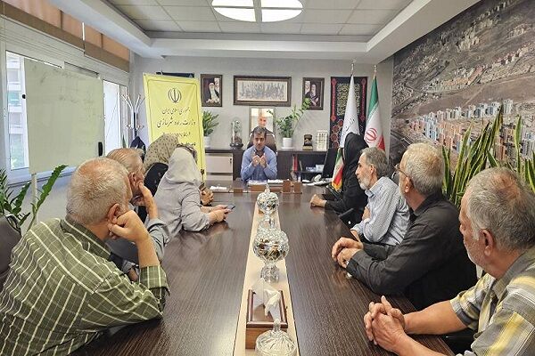 ملاقات مردمی هفتگی مدیرکل راه و شهرسازی استان تهران با
شهروندان برگزار شد