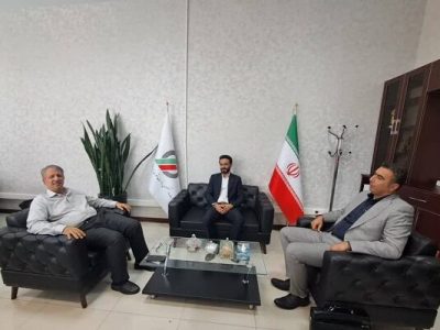 نشست سرپرست اداره کل راه و شهرسازی چهارمحال و بختیاری با
معاونان شرکت ساخت برای اعتبارات طرح‌های راهسازی استان
