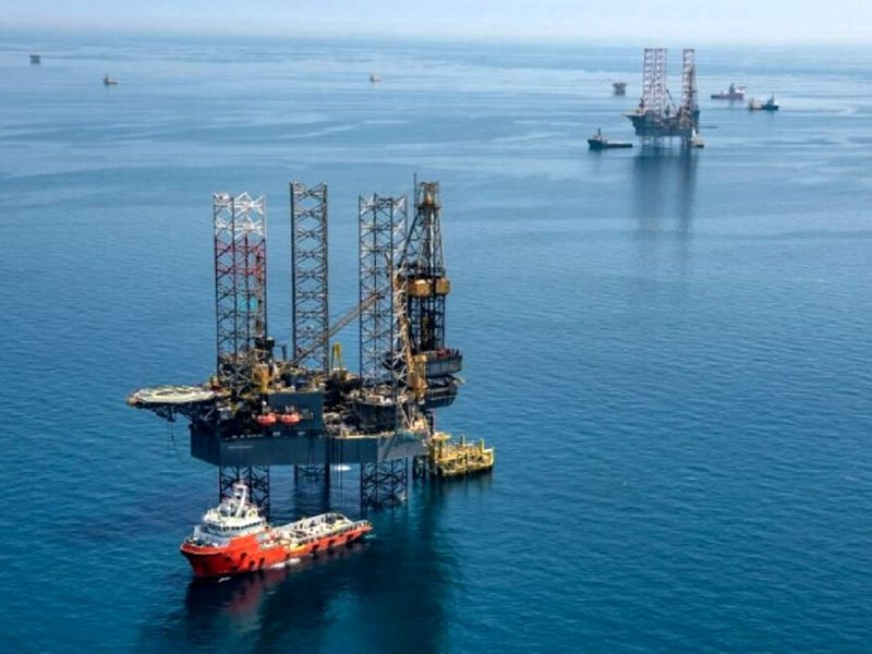 کاهش سکوهای نفتی عربستان به پایین‌ترین سطح در ۲۰ سال اخیر؛ گاز سبقت گرفت