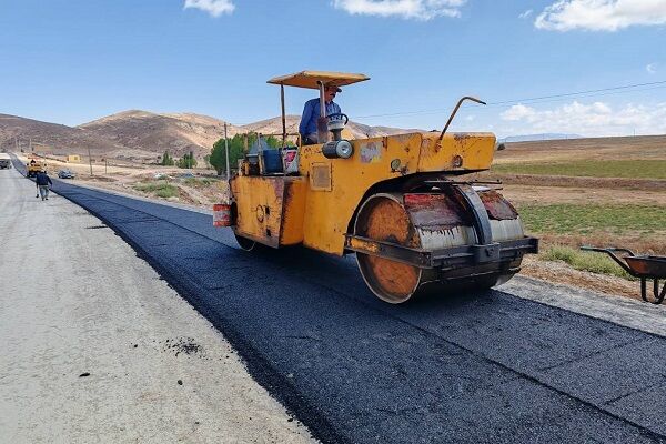 آغاز عملیات اجرایی آسفالت محور روستایی زیدر – خیرآباد –
کلاته زمان در شهرستان شیروان