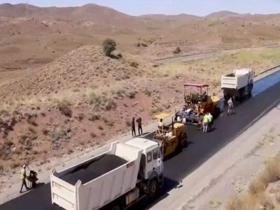 اجرای عملیات روکش آسفالت گردنه خانه‌سرخ به طول ۲۰ کیلومتر در
دست اجراست