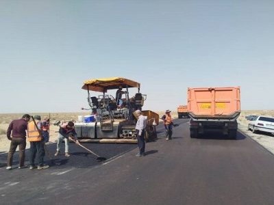 اجرای عملیات روکش آسفالت گرم محور بردسکن-بجستان استان خراسان
رضوی