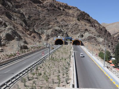 باند شرقی منطقه ۲ آزادراه تهران–شمال؛ شاهکار مهندسی با ۱۶
تونل و ۱۲ پل