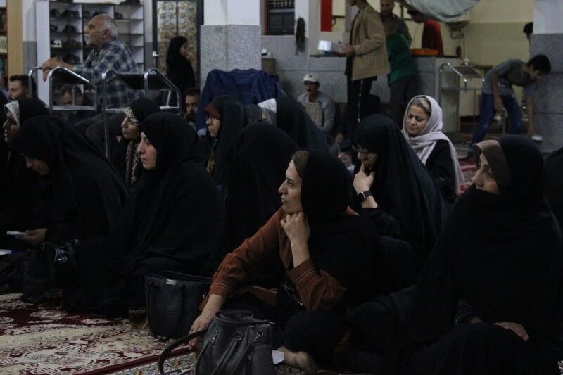 ببینید | دیدار چهره به چهره مدیرکل راه و شهرسازی خراسان
شمالی در مسجد صاحب الزمان بجنورد