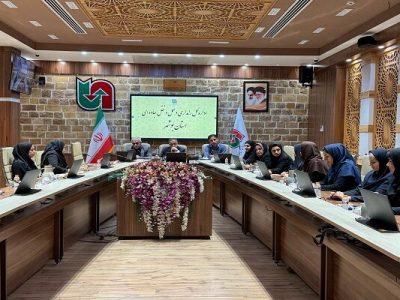 ببینید| نشست هم اندیشی مدیرکل راهداری بوشهر با همکاران
خانم