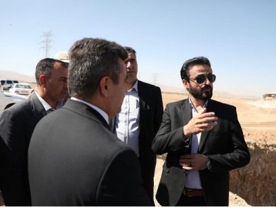ببینید|بازدید رئیس سازمان مدیریت و سرپرست اداره کل راه و
شهرسازی چهارمحال و بختیاری از پروژه احداث باند دوم محور فرخشهر_
دستگرد