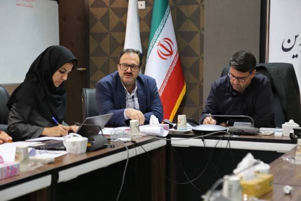 ببینید|جلسه کمیسیون ماده ۵ شهرهای قزوین و تاکستان با حضور
معاون عمرانی استاندار قزوین