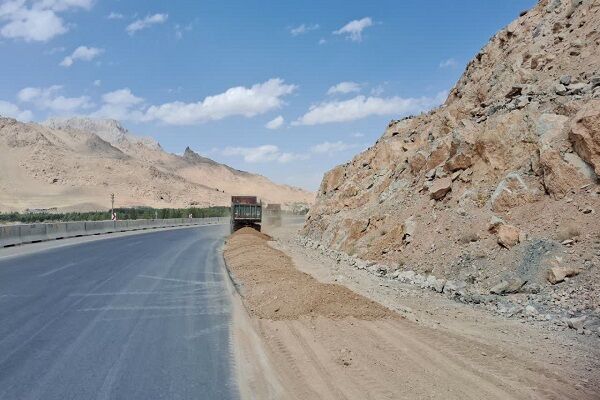بهسازی بیش از ۴ کیلومتر راه در شهرستان کیار استان چهارمحال و
بختیاری