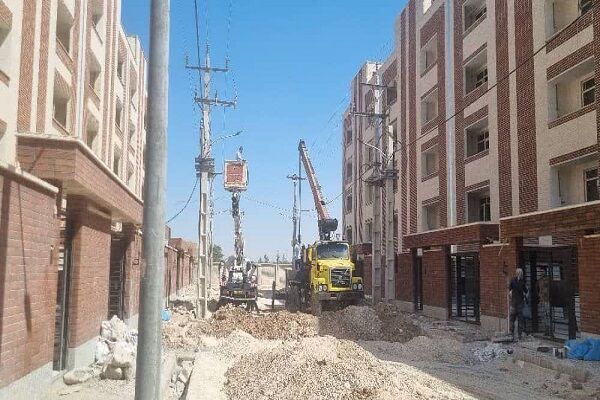 ترانس های برق به پروژه نهضت ملی مسکن اکباتان در اهواز
رسید