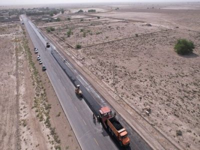 روکش آسفالت «میدان تره بار برازجان تا پل کلل آبپخش» آغاز
شد