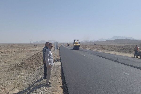 مدیرکل راه و شهرسازی سیستان و بلوچستان از عملیات ساخت ۳۶
کیلومتر بزرگراه در محور زاهدان – بیرجند بازدید کرد