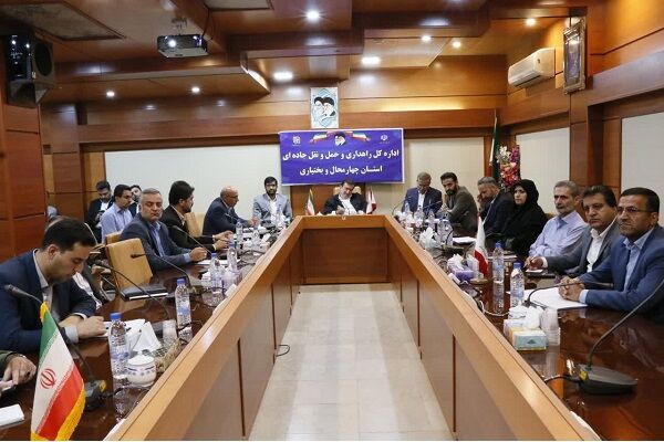 نشست شورای هماهنگی امور راه و شهرسازی استان چهارمحال و
بختیاری برگزار شد