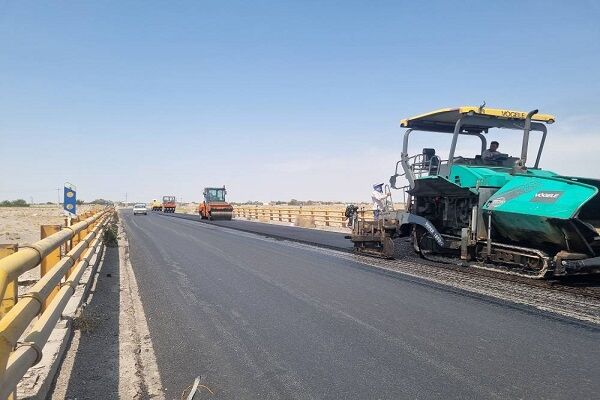 ️آغاز بهسازی محور شهربابک_انار_مهریز در استان کرمان به طول
۱۰۰ کیلومتر