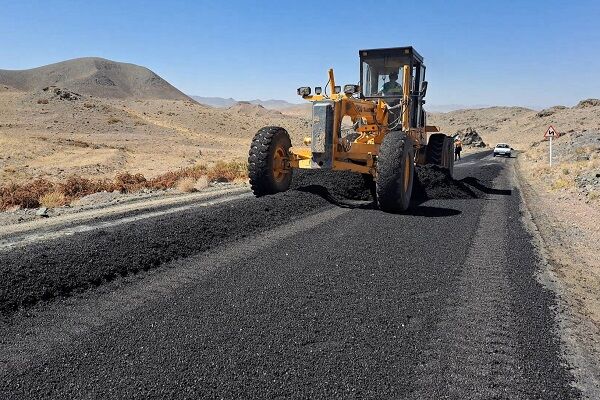 اجرای عملیات روکش آسفالت محور روستایی میریک – اوجان – فورجان
شهرستان بیرجند
