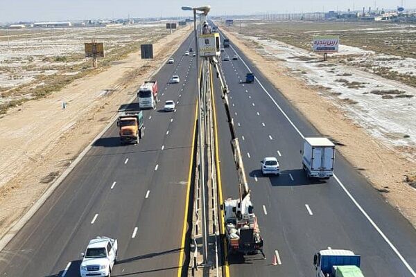 اجرای ۳ کیلومتر روشنایی در محورهای استان بوشهر