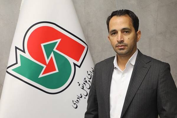 ارتقای ایمنی محورهای مواصلاتی پارسآباد با اجرای عملیات
سهخطه و خطکشی جدید