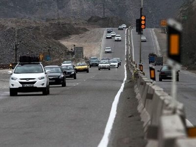 افزایش ۱۰ درصدی تردد وسایل نقلیه در محورهای مواصلاتی کردستان
در مهرماه ۱۴۰۴