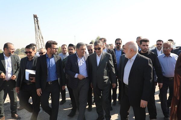 بازدید معاون اجرایی رئیسجمهور از پل شهدای عنافچه شهرستان
باوی