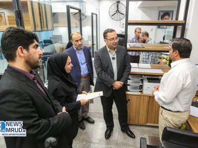 بازدید معاون مسکن و ساختمان از ستاد جامع ارتباط مردمی وزارت
راه و شهرسازی/تاکید بر شفافیت و پاسخگویی به سوالات مردمی