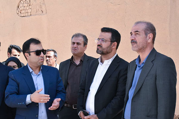 بازدید معاون وزیر راه و شهرسازی از محور تاریخی دامغان/ تأکید
بر ثبت جهانی مسجد تاریخانه