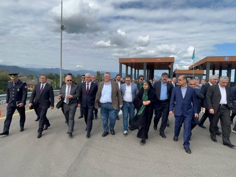 بازدید وزیر راه و شهرسازی از پایانه جدید مرزی و بزرگراه
ترانزیتی آستارا