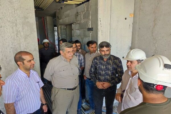 ببینید| بازدید مدیر کل راه و شهرسازی سیستان و بلوچستان از
پروژه‌های طرح نهضت ملی زاهدان