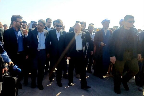 ببینید| بازدید معاون اجرایی رئیس‌جمهور از پل شهدای عنافچه
شهرستان باوی در خوزستان